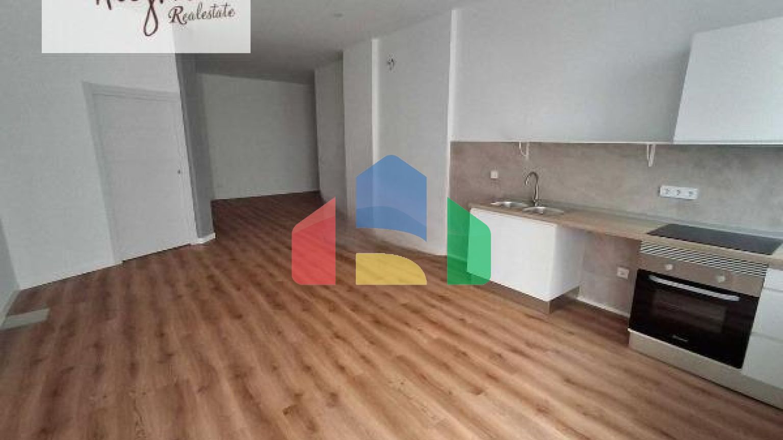 Студия в Torrent ID V364