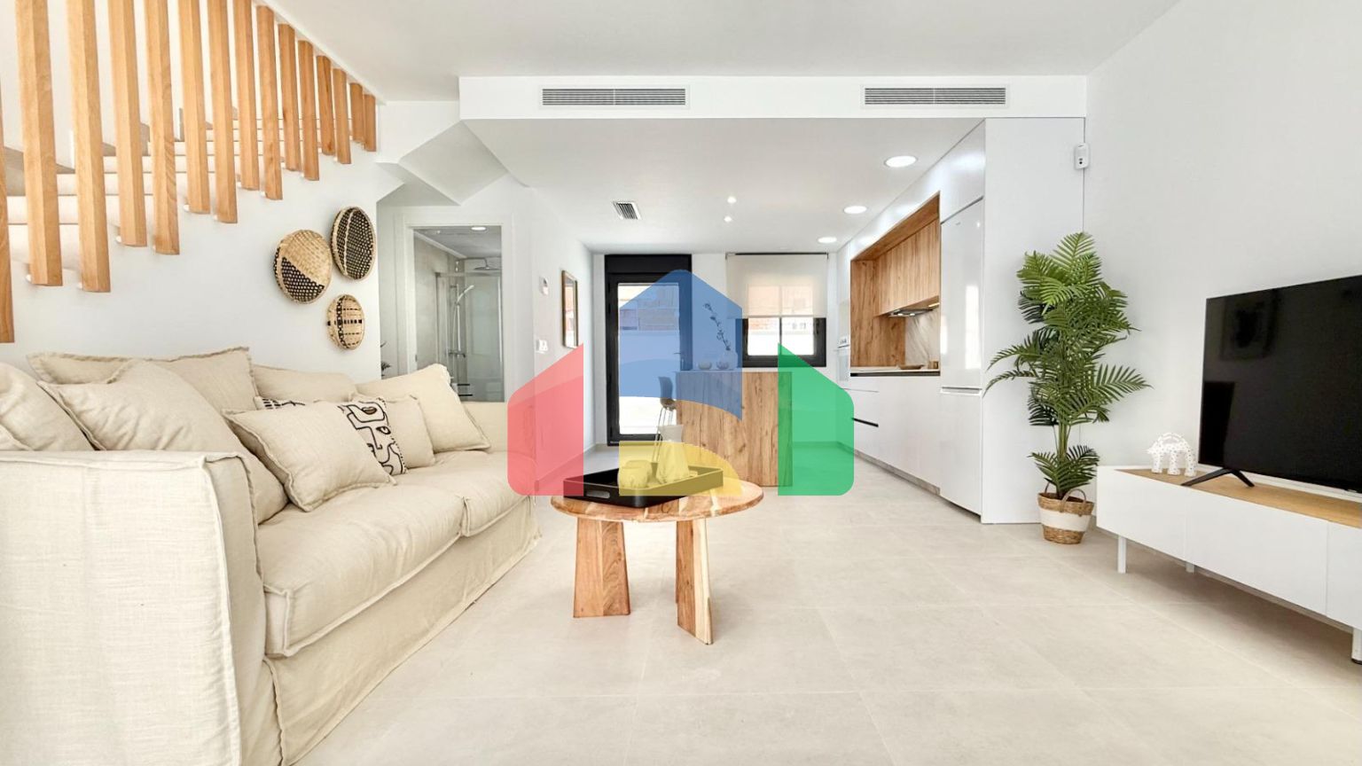 Продажа новых таунхаусов в Коксе — 44 современных дома с удобствами