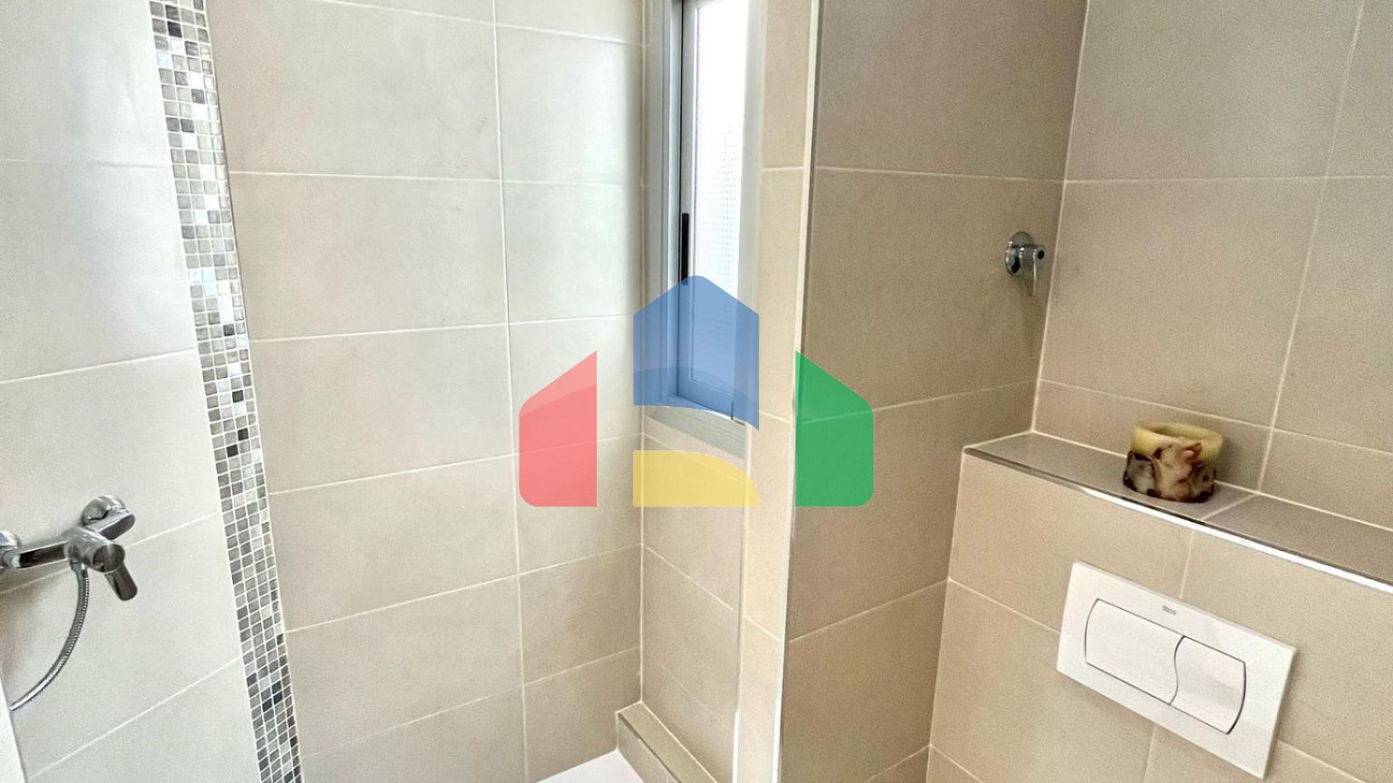 Продается доходный дом в Валенсии