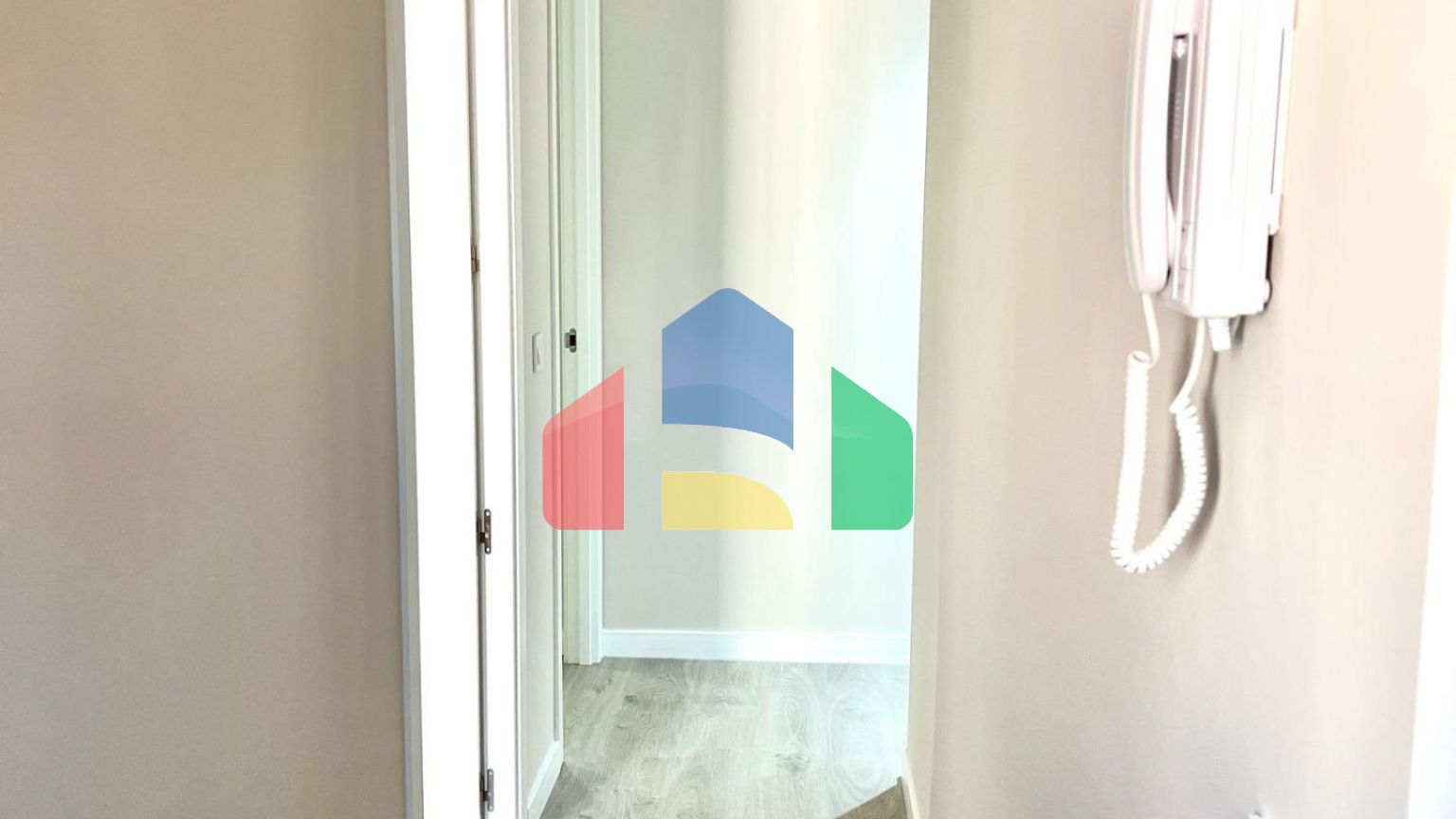 Продается доходный дом в Валенсии