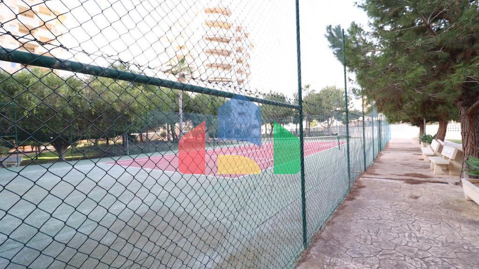 Апартаменты в Dehesa de campoamor ID B8032