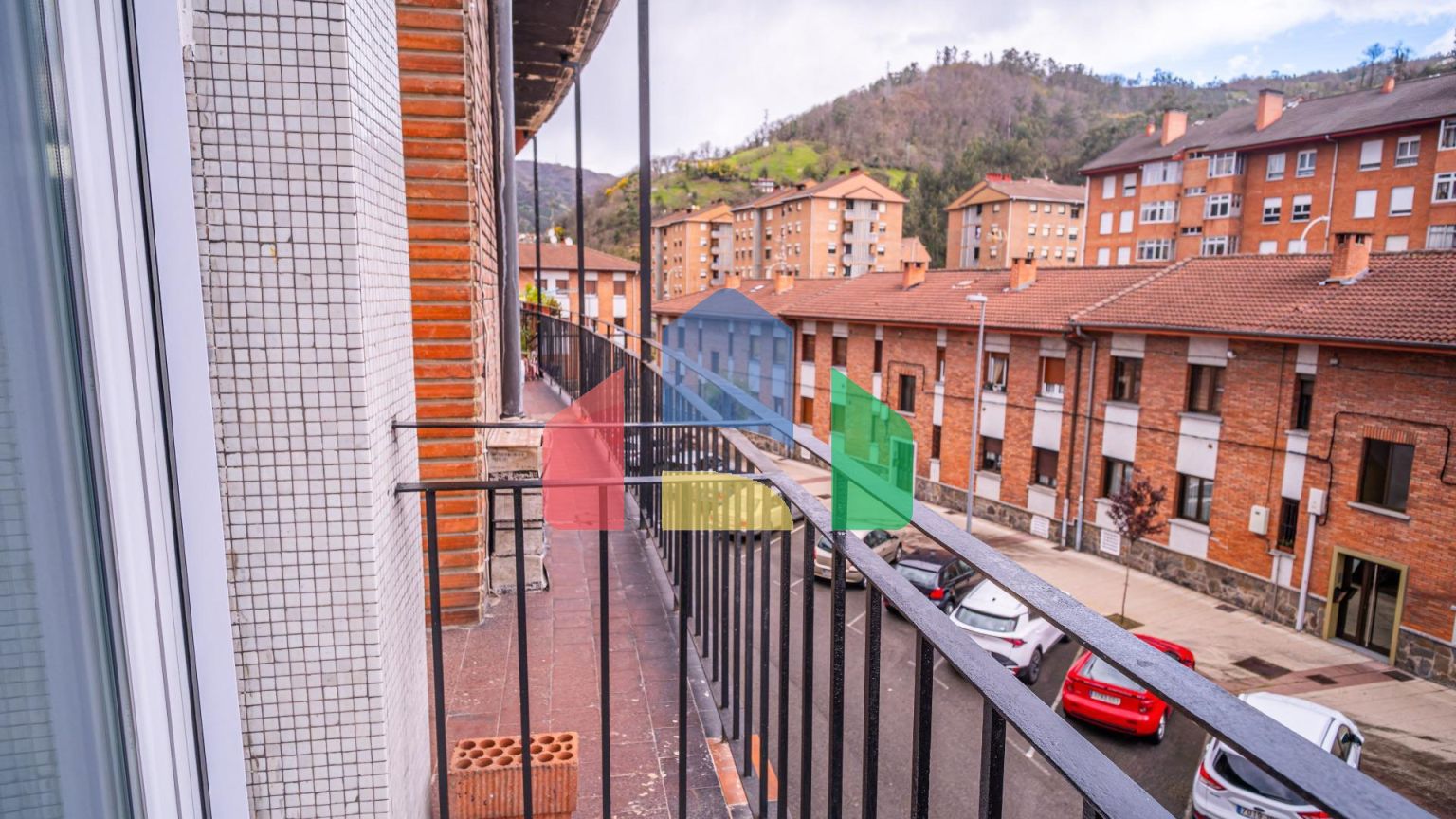 Современная трешка в Мьерес