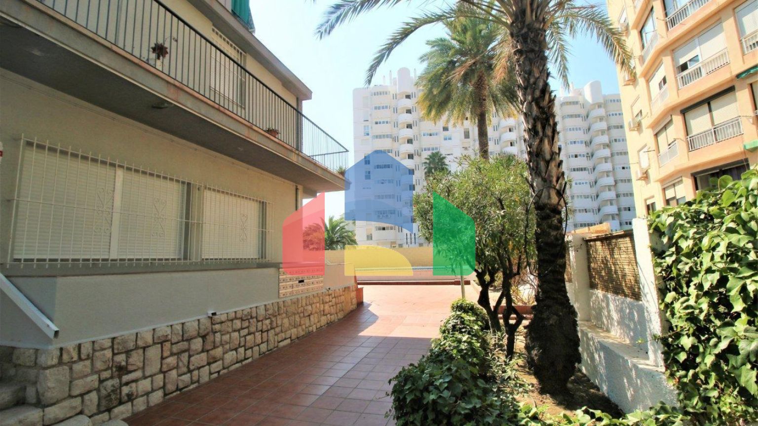 Интересная квартира в 500 метрах от пляжа Сан-Хуан