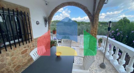 Вилла на продажу в Альгимия де Альфара