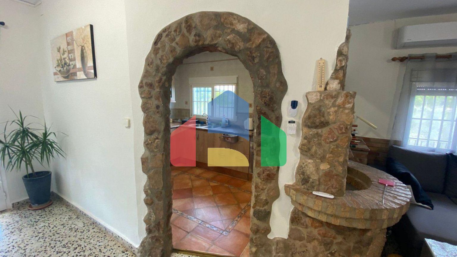 Вилла на продажу в Альгимия де Альфара