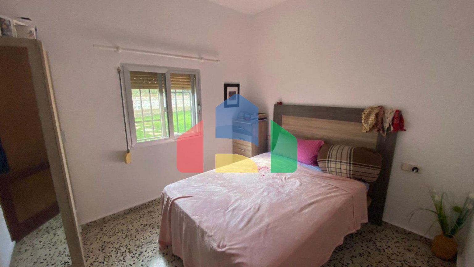 Вилла на продажу в Альгимия де Альфара