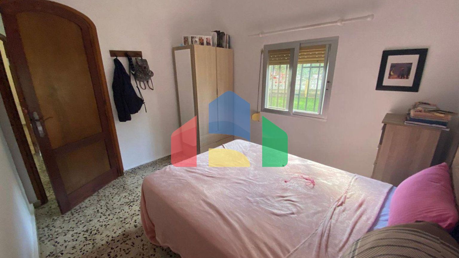 Вилла на продажу в Альгимия де Альфара