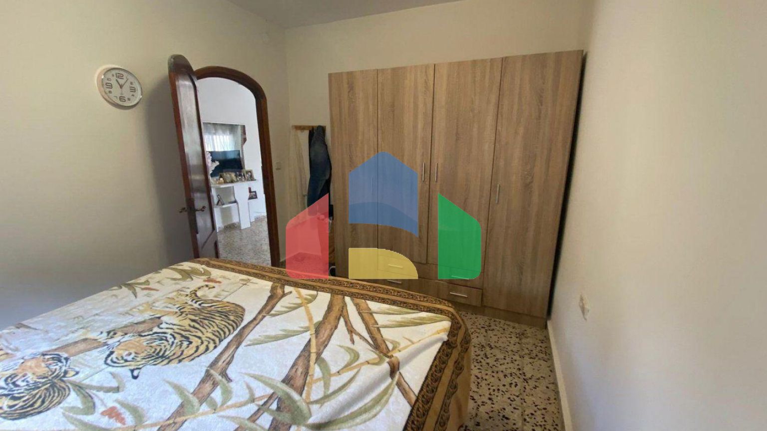 Вилла на продажу в Альгимия де Альфара