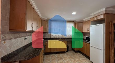 Дом в Godelleta ID V162