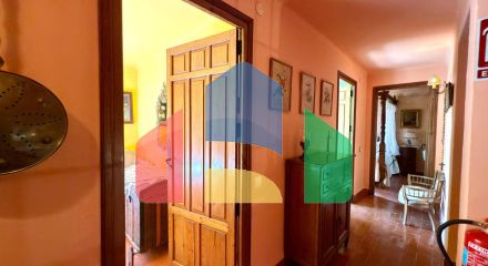 Великолепная вилла с сельскохозяйственным участком площадью 30 000 м и туристической лицензией.