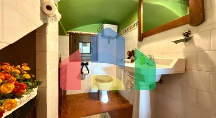 Великолепная вилла с сельскохозяйственным участком площадью 30 000 м и туристической лицензией.