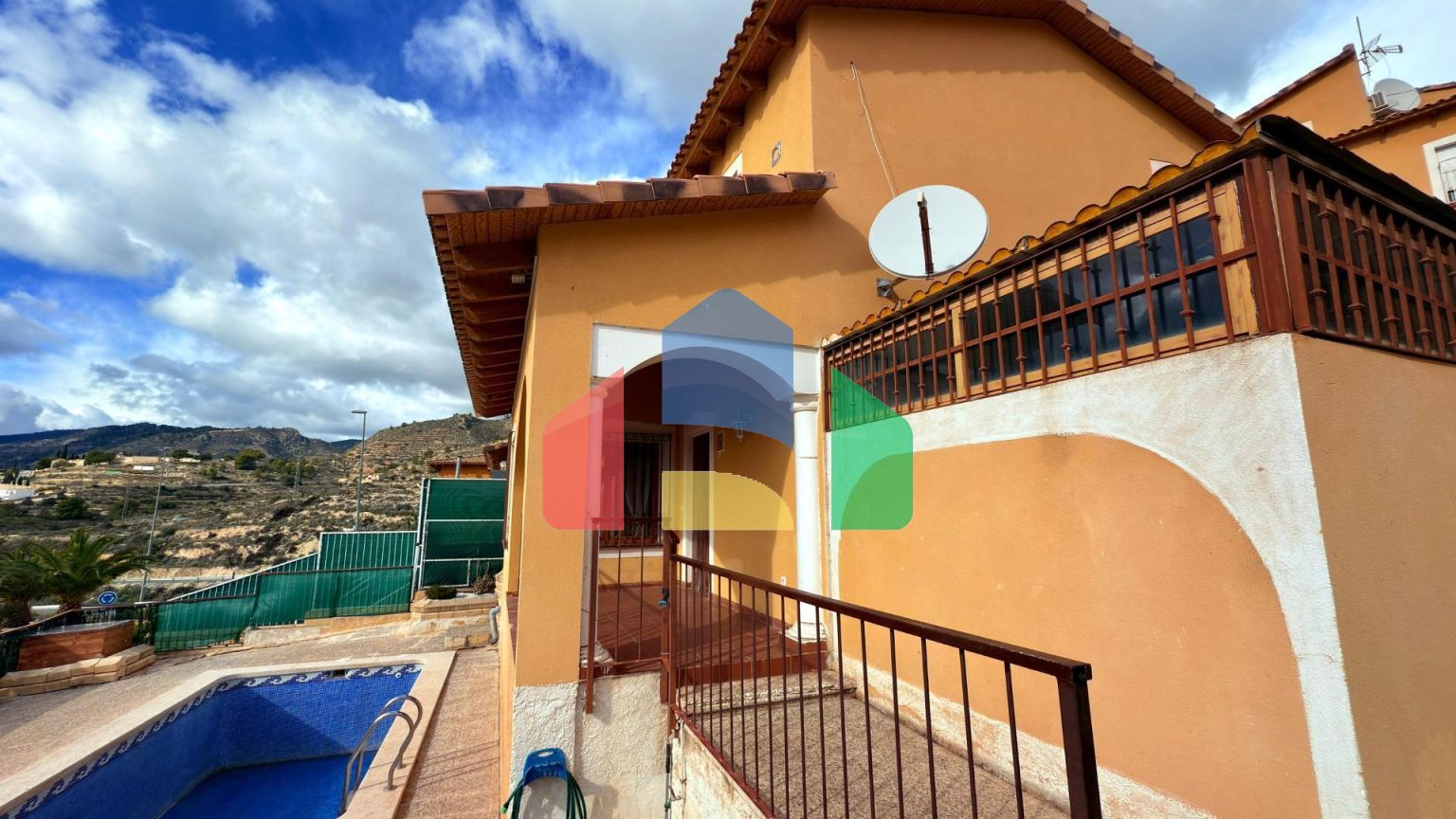 Продается Шале в Рельеу — Ваш Уголок Спокойствия!