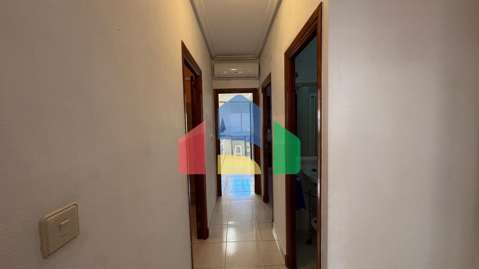 УНИКАЛЬНЫЙ ВАРИАНТ! ДВЕ КВАРТИРЫ В ОДНОМ ОБЪЕКТЕ С ОБЩЕЙ ПЛОЩАДЬЮ 185М2. 6 СПАЛЕН.2 ВАННЫЕ.ПЛЯЖ 200М