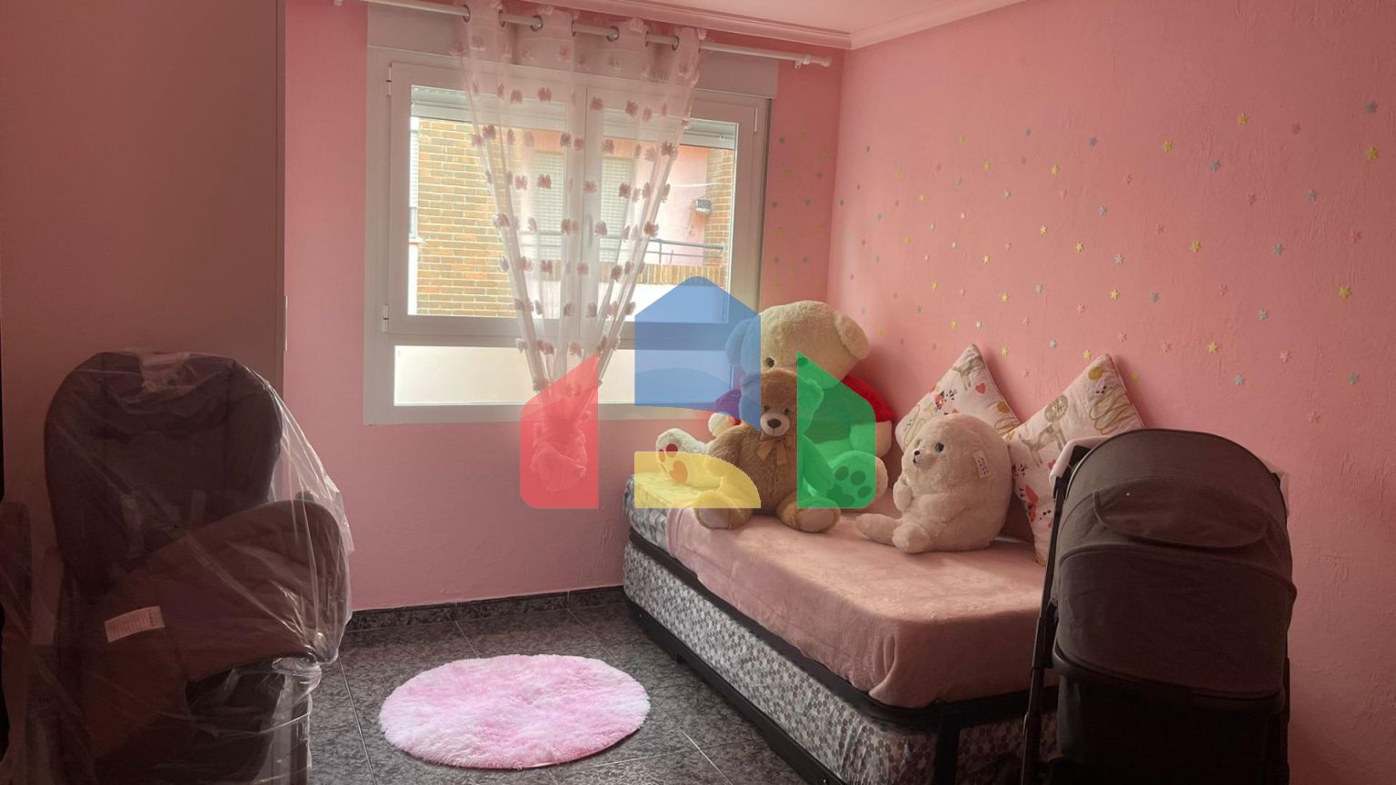 Большая недавно отремонтированная квартира в районе Мария Кристина, Новельда