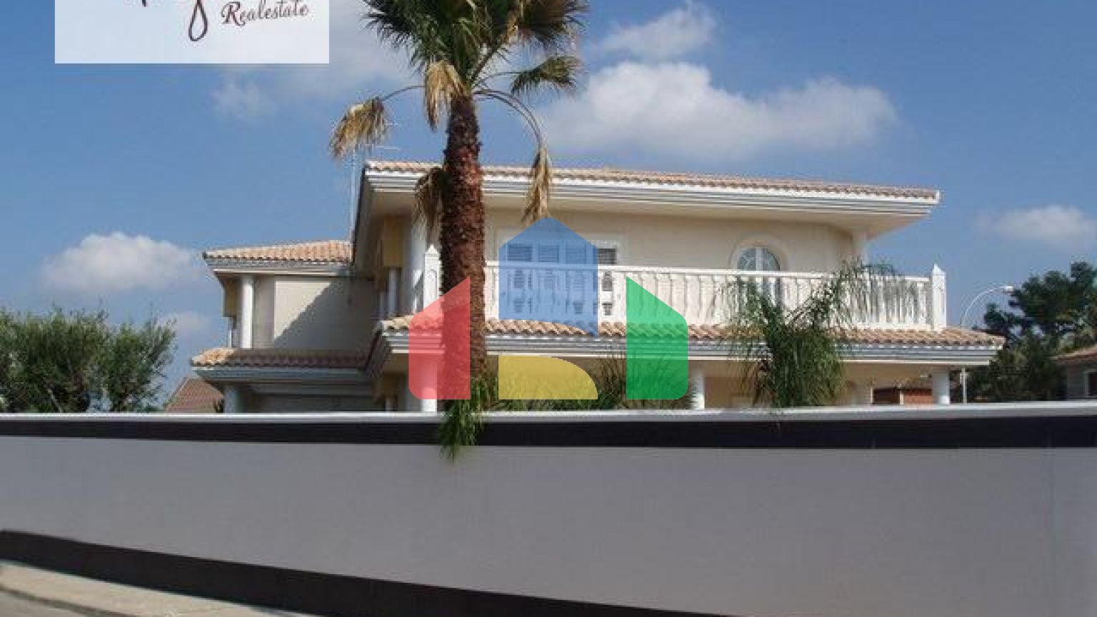 Вилла на продажу в Монтесоле г.Валенсия