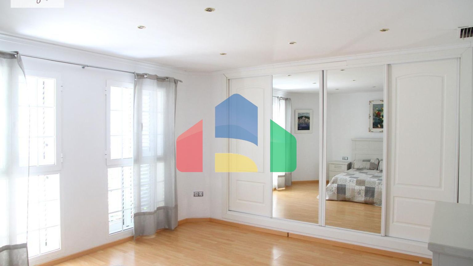 Вилла на продажу в Монтесоле г.Валенсия