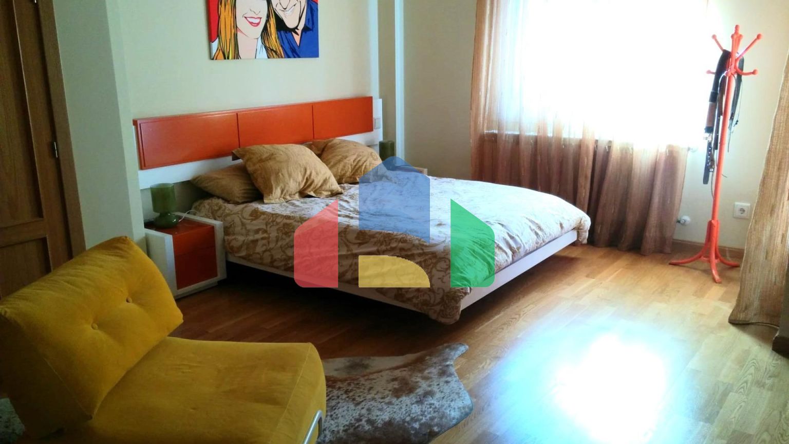 ТАНХАУС В РАЙОНЕ LAS ROZAS, MADRID