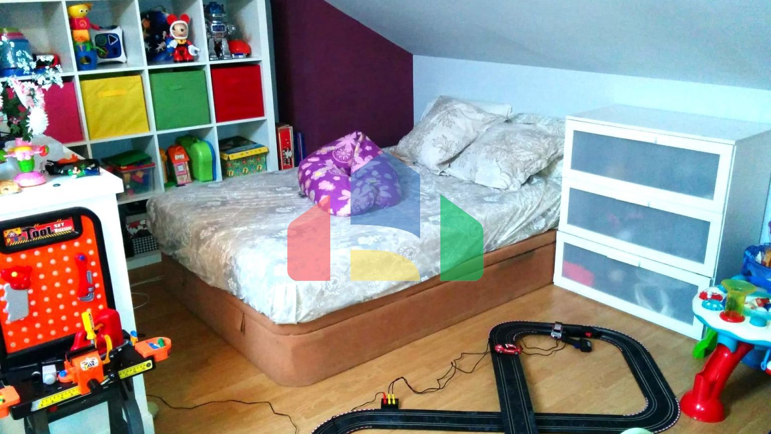 ТАНХАУС В РАЙОНЕ LAS ROZAS, MADRID