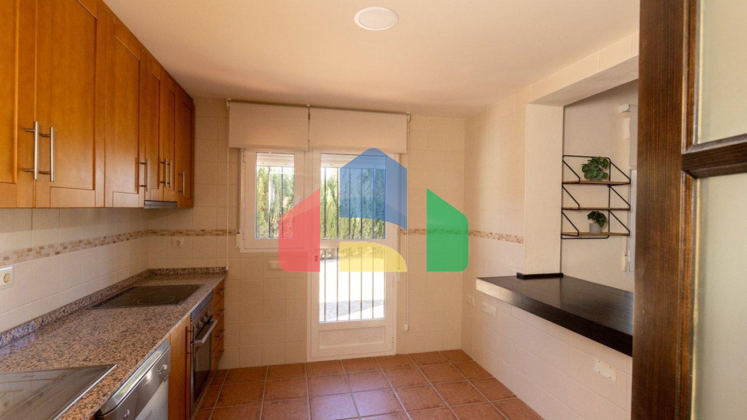 ГОТОВЫЕ ТАУНХАУСЫ В ФУЭНТЕ АЛАМО, МУРСИЯ