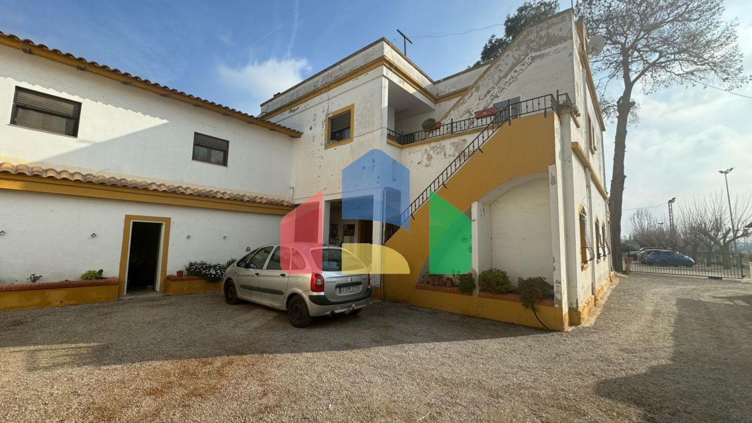 Эксклюзивная недвижимость на продажу в Рибарроха-дель-Турия