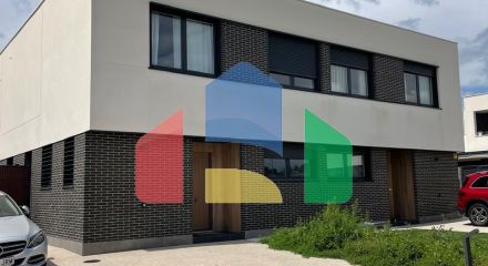 АРЕНДА КОТТЕДЖА С ОДНИМ СОСЕДОМ-СТУДЕНТОМ, Villaviciosa de Odón, Madrid АРЕНДА КОТТЕДЖА С ОДНИМ СОСЕДОМ-СТУДЕНТОМ, Villaviciosa de Odón, Madrid