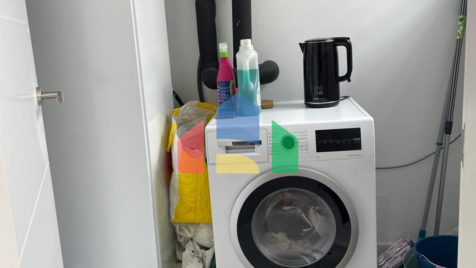 АРЕНДА КОТТЕДЖА С ОДНИМ СОСЕДОМ-СТУДЕНТОМ, Villaviciosa de Odón, Madrid