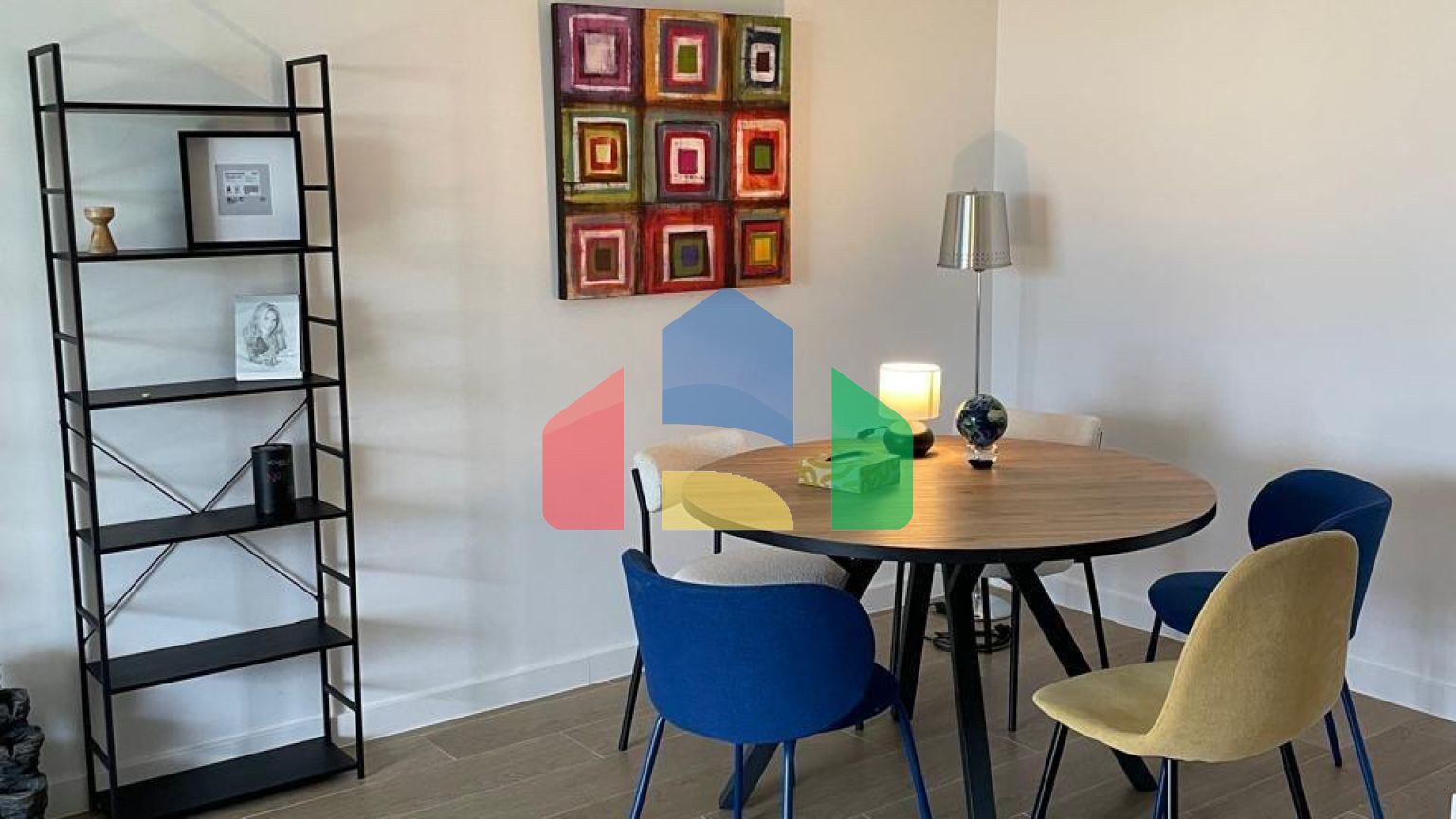 АРЕНДА КОТТЕДЖА С ОДНИМ СОСЕДОМ-СТУДЕНТОМ, Villaviciosa de Odón, Madrid