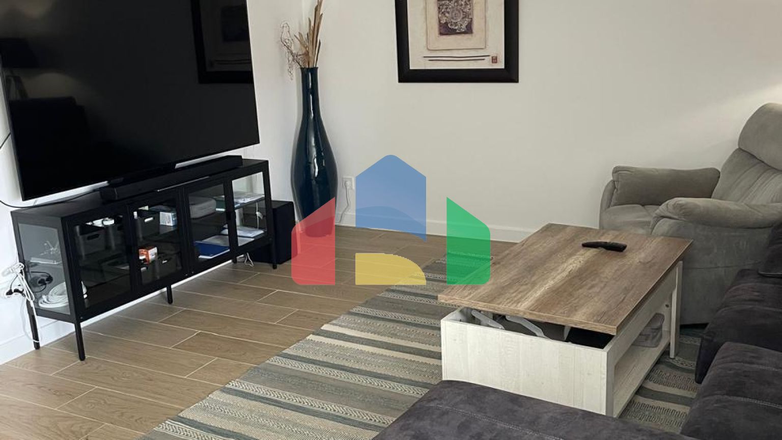 АРЕНДА КОТТЕДЖА С ОДНИМ СОСЕДОМ-СТУДЕНТОМ, Villaviciosa de Odón, Madrid