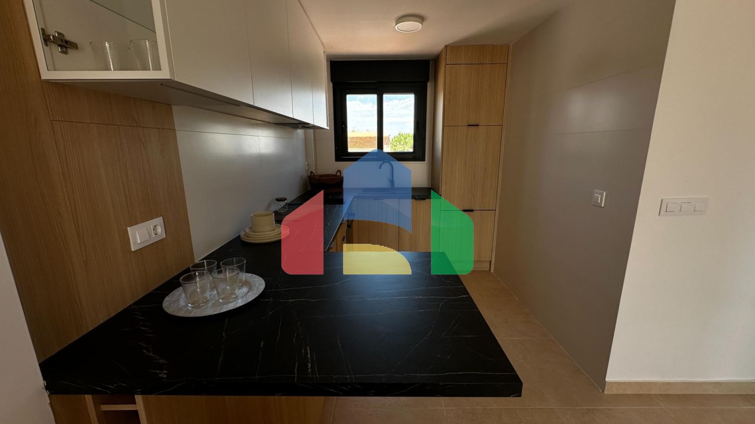 Эксклюзивные таунхаусы в Олива Нова: стиль, комфорт и море всего в 500 м