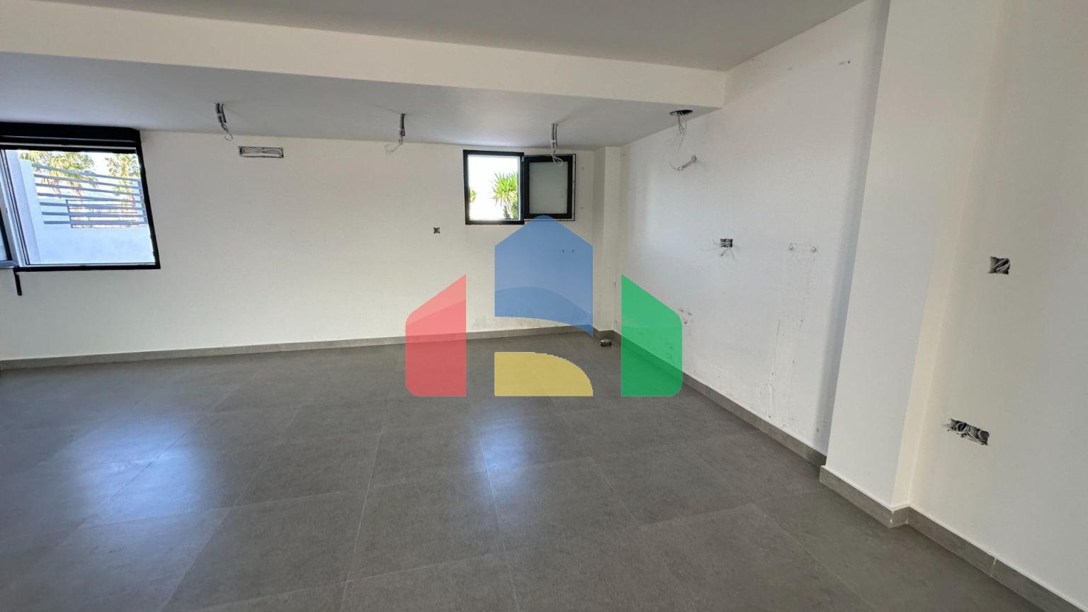 Эксклюзивные таунхаусы в Олива Нова: стиль, комфорт и море всего в 500 м