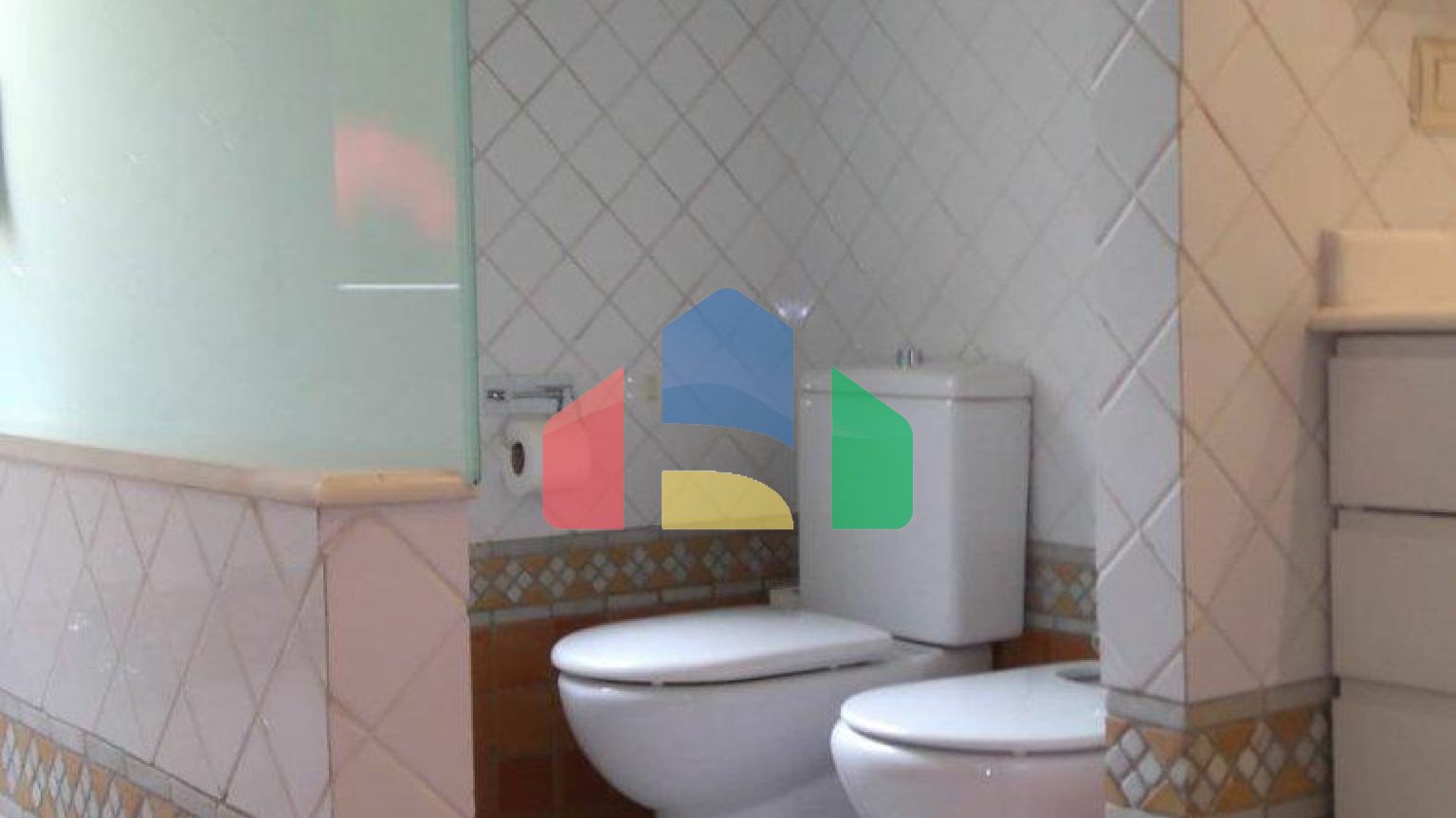 ВИЛЛА НА ПРОДАЖУ В БАНЬЕРЕ ДЕ МАРИОЛА