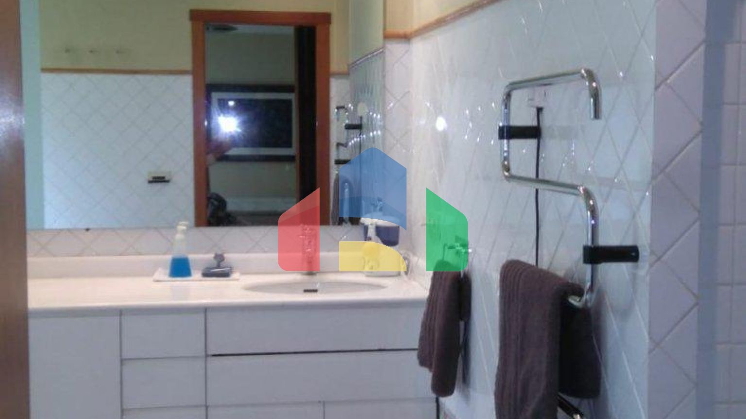 ВИЛЛА НА ПРОДАЖУ В БАНЬЕРЕ ДЕ МАРИОЛА