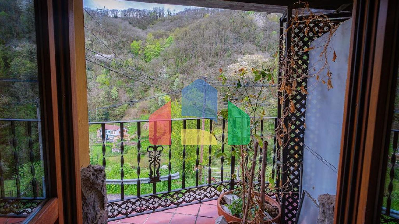 Отель в Пола дэ Лена