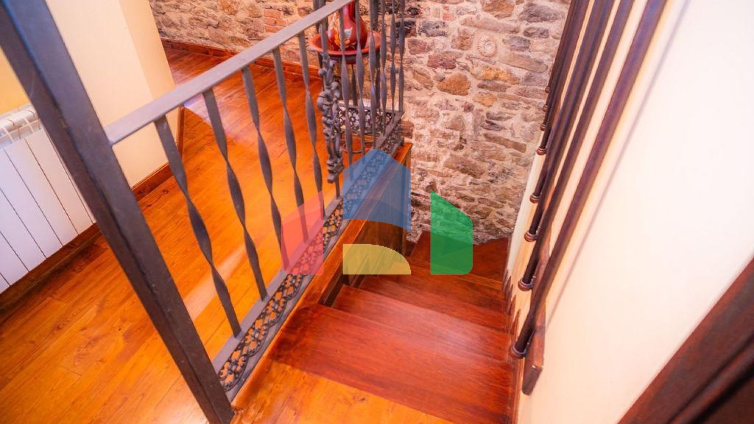 Отель в Пола дэ Лена