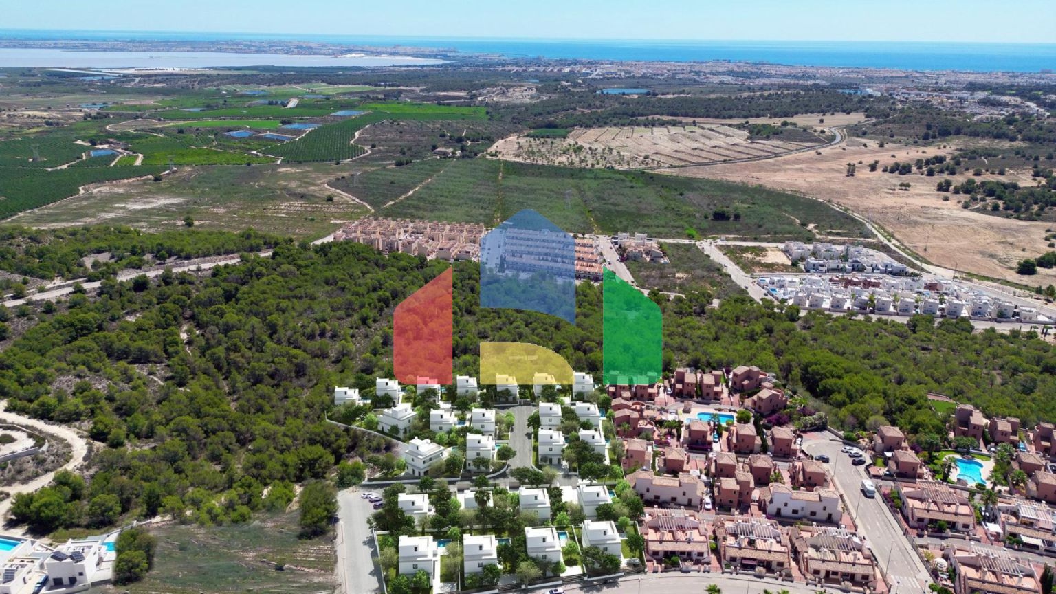 НОВЫЕ ВИЛЛЫ В САН-МИГЕЛЬ-ДЕ-САЛИНАС