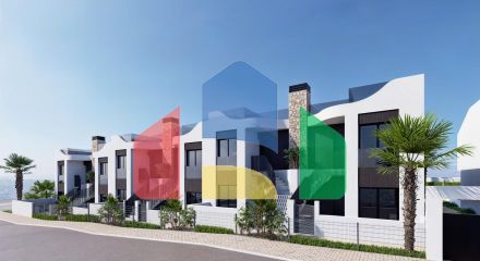 Bungalows of New Construction in San Miguel de Salinas – Nature, Golf and Comfort
