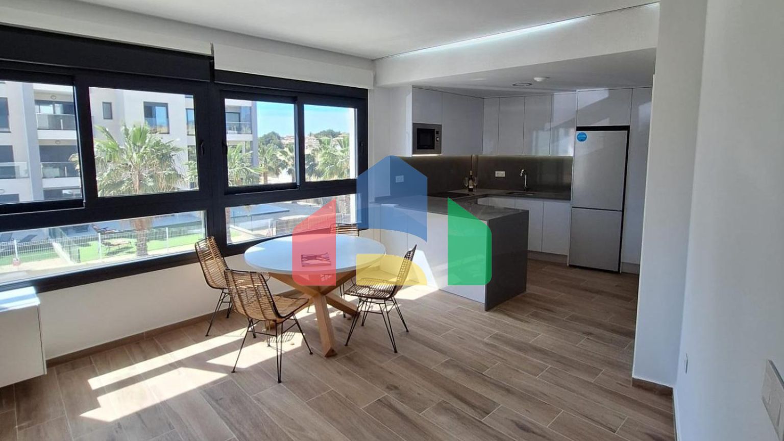 Недавно построенная квартира в Вилламартине с парковкой и общим бассейном