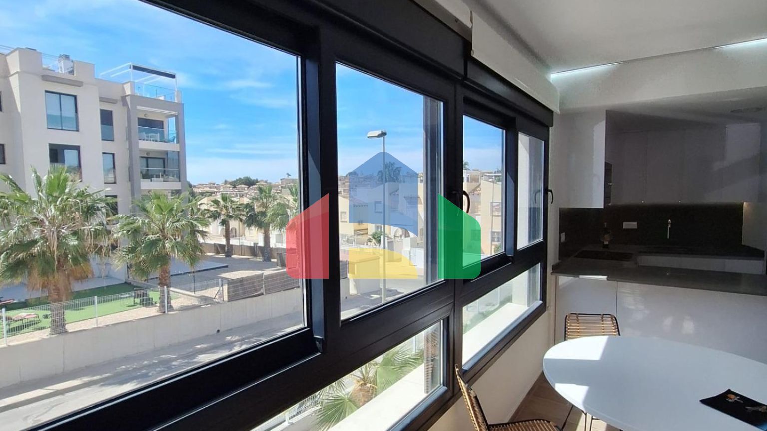 Недавно построенная квартира в Вилламартине с парковкой и общим бассейном