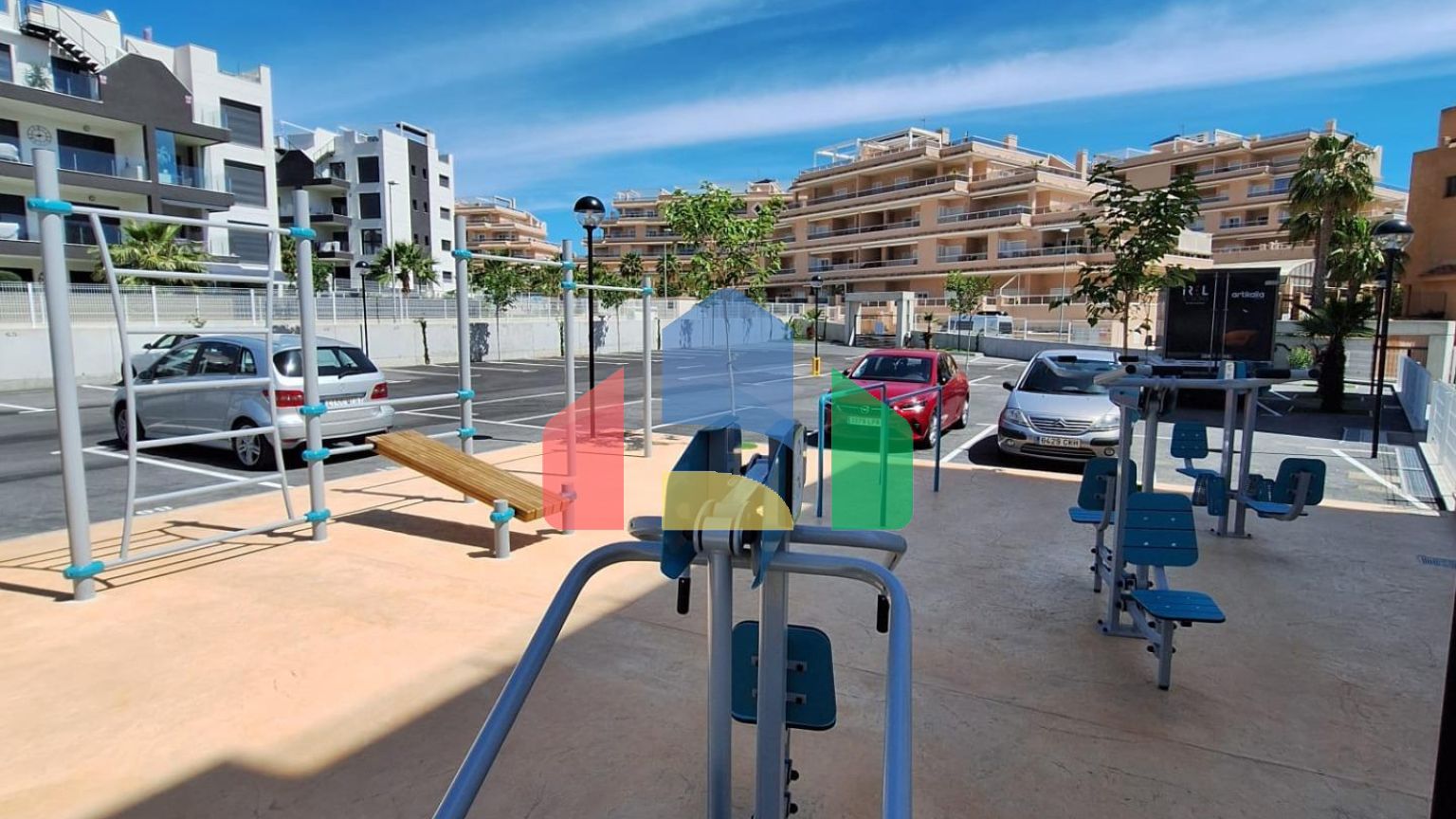 Недавно построенная квартира в Вилламартине с парковкой и общим бассейном