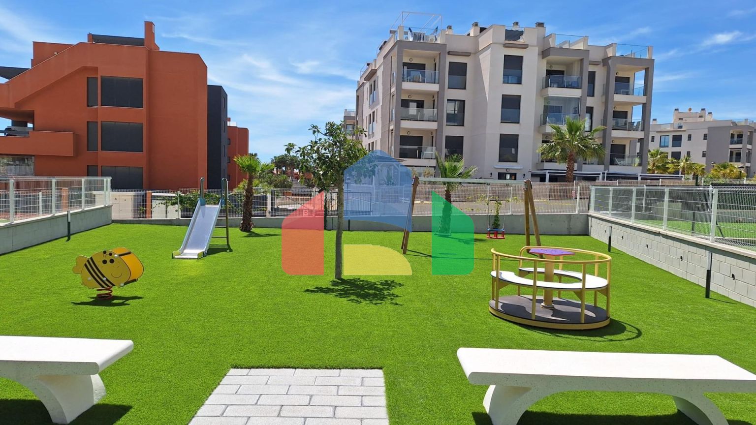 Недавно построенная квартира в Вилламартине с парковкой и общим бассейном