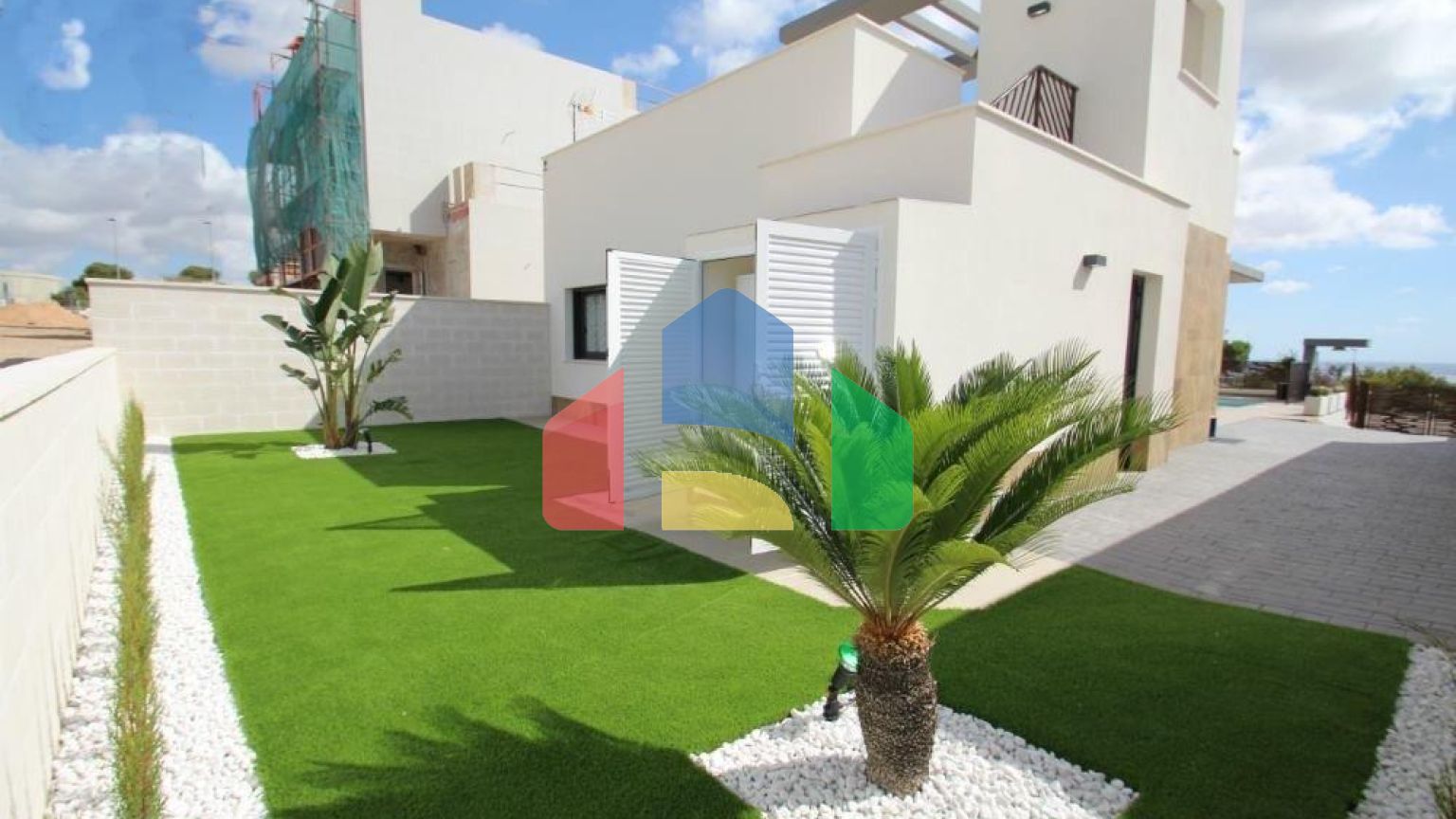 НОВЫЕ ЖИЛЫЕ ВИЛЛЫ В САН-МИГЕЛЬ-ДЕ-САЛИНАС