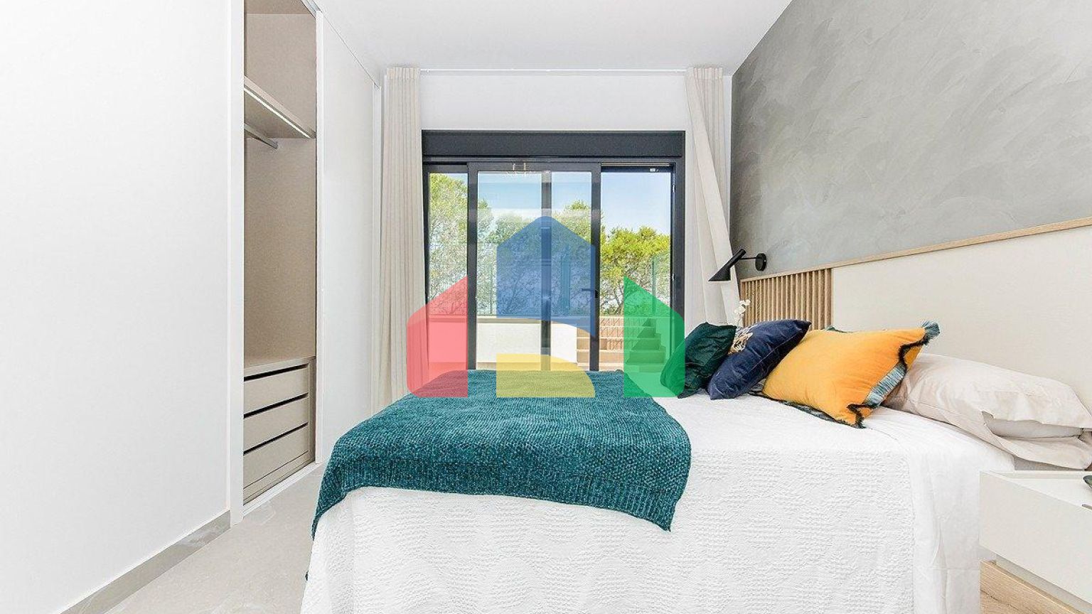 НОВЫЕ БУНГАЛО В САН-МИГЕЛЬ-ДЕ-САЛИНАС