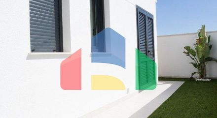 СОВРЕМЕННАЯ ВИЛЛА СО ВСЕМИ УДОБСТВАМИ