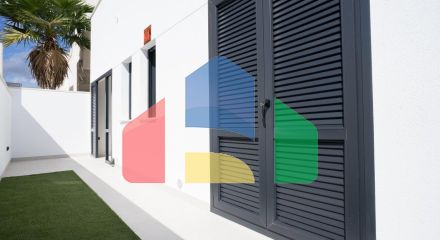 СОВРЕМЕННАЯ ВИЛЛА СО ВСЕМИ УДОБСТВАМИ