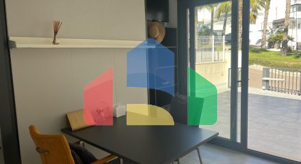 Великолепный дом с видом на море и частным бассейном в Сан-Мигель-де-Салинас