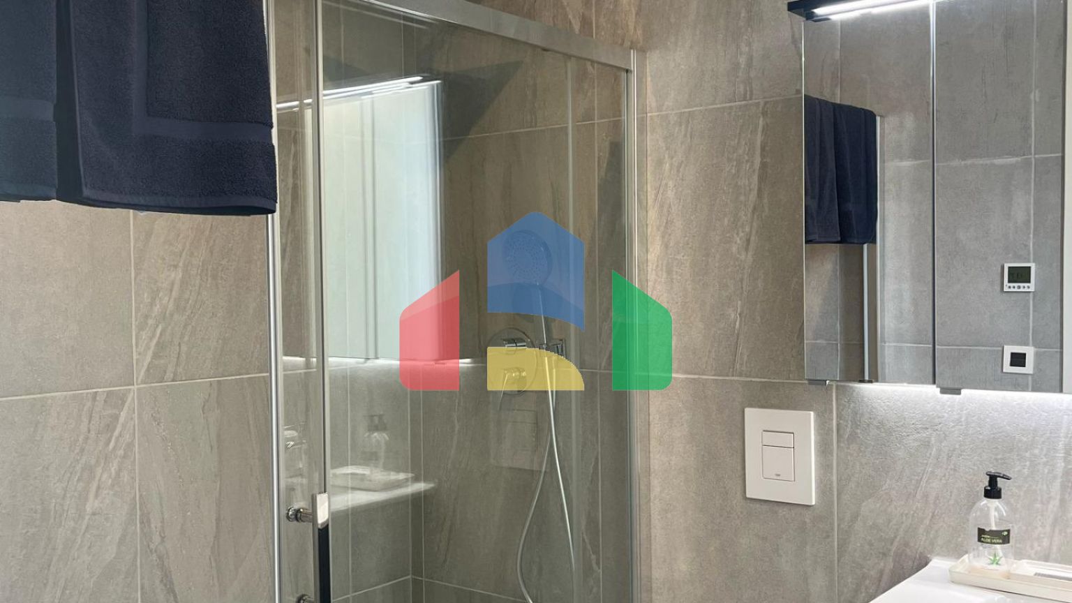 Великолепный дом с видом на море и частным бассейном в Сан-Мигель-де-Салинас