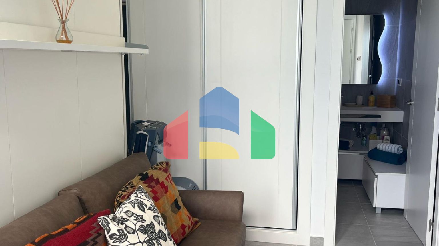 Великолепный дом с видом на море и частным бассейном в Сан-Мигель-де-Салинас