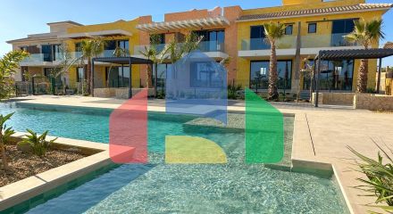 ПОТРЯСАЮЩИЕ НОВЫЕ ТАУНХАУСЫ В DESERT SPRINGS RESORT