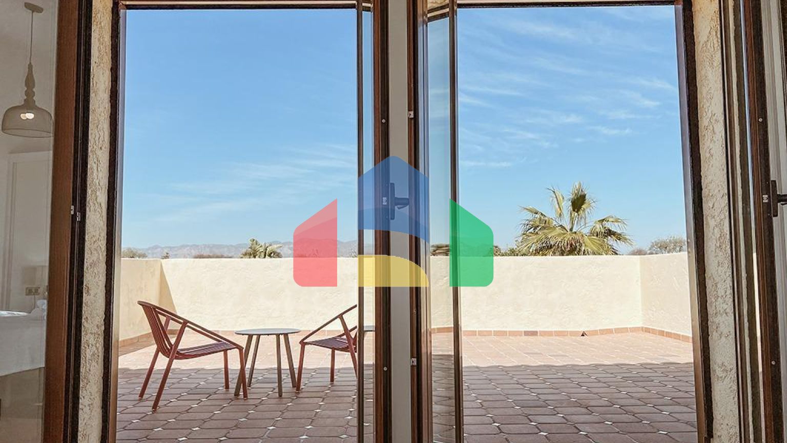 ПОТРЯСАЮЩИЕ НОВЫЕ РОСКОШНЫЕ ВИЛЛЫ В ПУСТЫНЕ ГОЛЬФ-ПОЛЯ