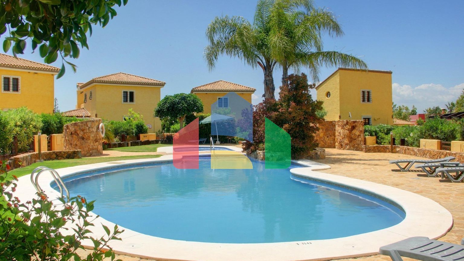 ПОТРЯСАЮЩИЕ НОВЫЕ РОСКОШНЫЕ ВИЛЛЫ В ПУСТЫНЕ ГОЛЬФ-ПОЛЯ